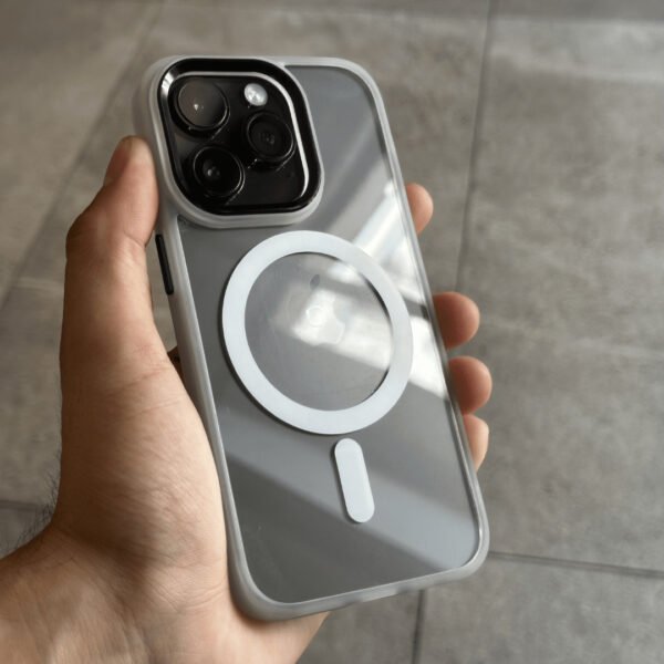 Funda Transparente con Módulo de Metal
