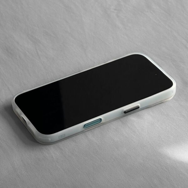 Funda Transparente con Módulo de Metal